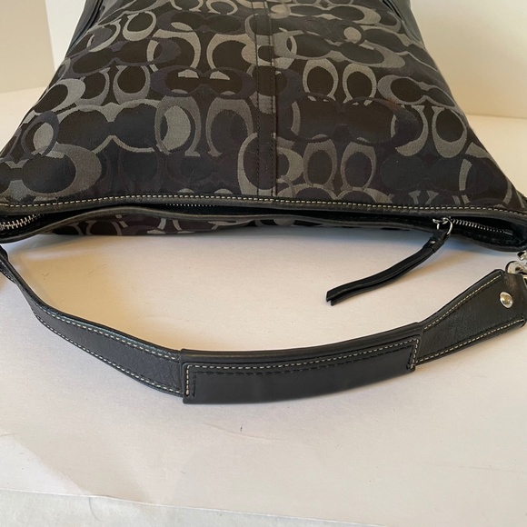 Coach Black Optic C Signature Canvas Sarah Tote Shoulder Bag - Picture 7 of 13